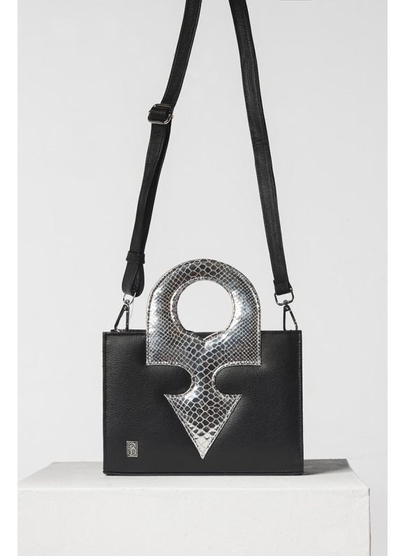 Spear Tote Black X Silver